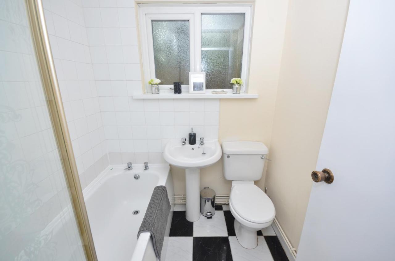 Bright Stylish 2 Bedroom Garden Apartment South Belfast Close To Everything Dış mekan fotoğraf